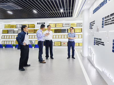 托普云農(nóng)迎來考察指導(dǎo) 中國(guó)農(nóng)業(yè)技術(shù)推廣協(xié)會(huì)領(lǐng)導(dǎo)聚焦計(jì)算機(jī)系統(tǒng)服務(wù)